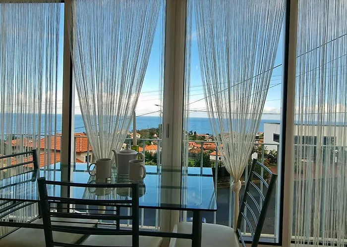 Vila Alcantara Bell *