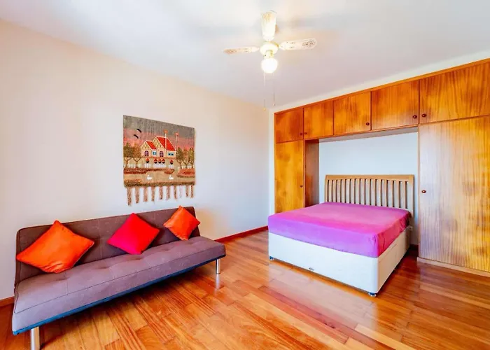 Alcantara Bell Vila *